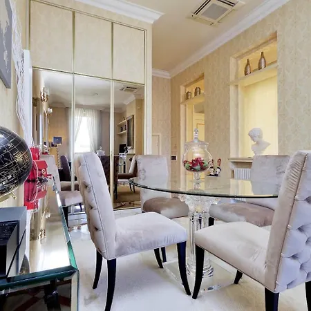 Jolly Room E Breakfast